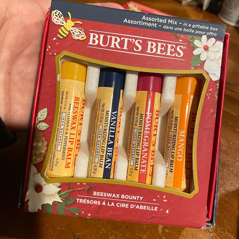 Burt's bees bounty 4 lip balm set vanilla bean, cucumber mint and coconut & pear